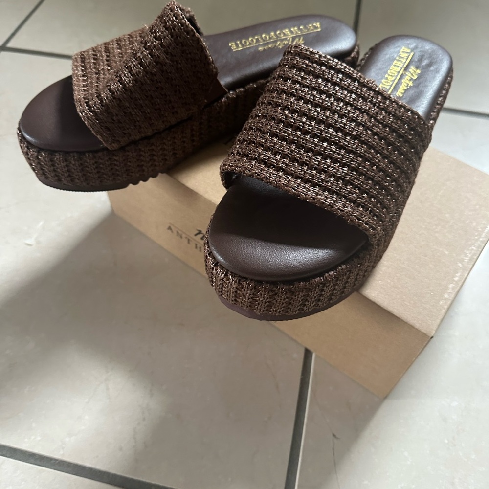 🆕 in Box Anthropologie Matisse Montego platform slides - Picture 9 of 9